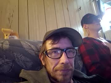 Justinjerksit Chaturbate stream image from April 07, 2025