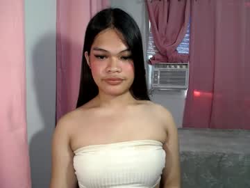 Urhot_Alena Chaturbate stream image from April 08, 2025