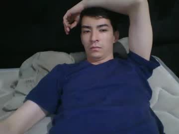 Dan_Hottest Chaturbate stream image from April 08, 2025