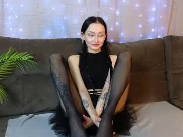 Holly_Berryy_ Chaturbate stream image from April 08, 2025