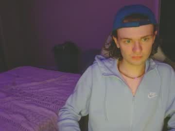 Jaydenhowling Chaturbate stream image from April 08, 2025