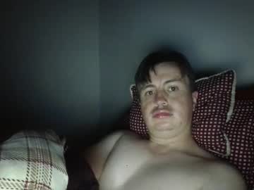 Alberto2002m Chaturbate stream image from April 08, 2025