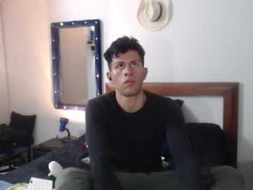 Alex_M17 Chaturbate stream image from April 08, 2025