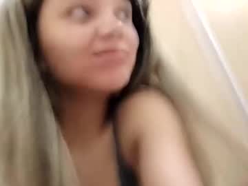 Isabelly08ty Chaturbate stream image from April 08, 2025