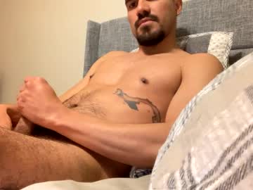 Latinocaliente09 Chaturbate stream image from April 08, 2025