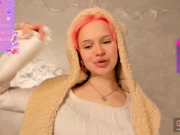 Emmastounn Chaturbate stream image from April 08, 2025