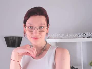 Glennabowring Chaturbate stream image from April 08, 2025