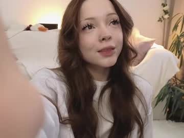 Candylicious__ Chaturbate stream image from April 08, 2025