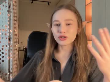 Whoisalisa Chaturbate stream image from April 08, 2025