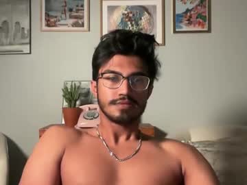 Ball_Fondlerz Chaturbate stream image from April 08, 2025