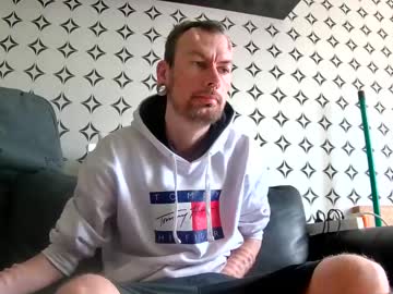 Flumkille157048 Chaturbate stream image from April 08, 2025