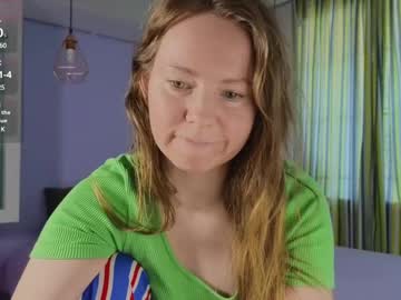 Janepearl Chaturbate stream image from April 08, 2025