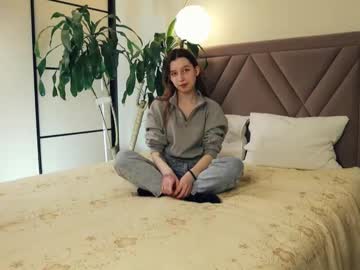 Cweneeagerton Chaturbate stream image from April 08, 2025