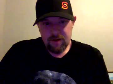 Stuffnamuffin Chaturbate stream image from April 08, 2025