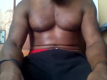 Beeshields96 Chaturbate stream image from April 08, 2025