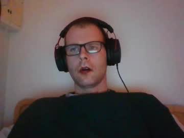 Danielgboyall90 Chaturbate stream image from April 08, 2025