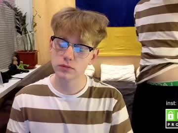 Wesides Chaturbate stream image from April 08, 2025