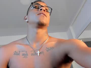 Black_Warriorr Chaturbate stream image from April 08, 2025