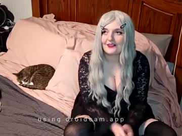 Gamersmating Chaturbate stream image from April 08, 2025