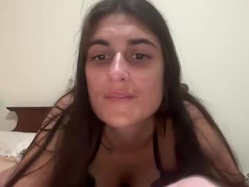 Lilylou23 Chaturbate stream image from April 08, 2025