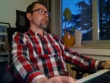 Shytoyboy_ Chaturbate stream image from April 08, 2025