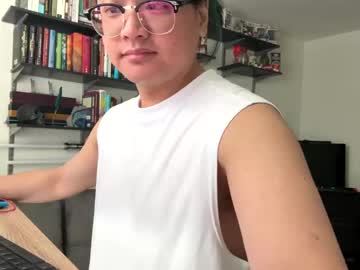 Skaiblu92 Chaturbate stream image from April 08, 2025