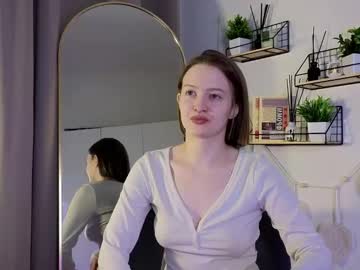 Alise_Bannys_ Chaturbate stream image from April 08, 2025