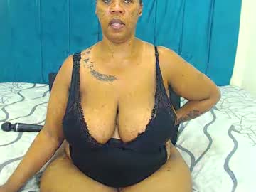 Thickbunnychickxx Chaturbate stream image from April 08, 2025