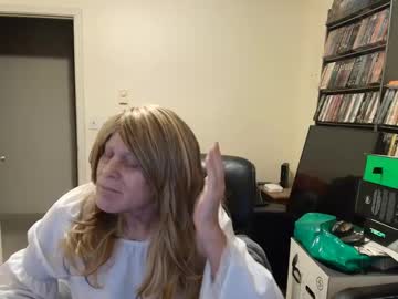 Cdcharli Chaturbate stream image from April 08, 2025
