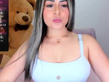 Alix_Barker Chaturbate stream image from April 08, 2025