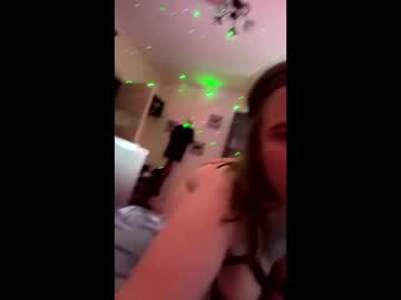 Love_Enjoy Chaturbate stream image from April 08, 2025