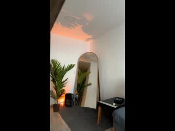 Sofii_Paige Chaturbate stream image from April 08, 2025