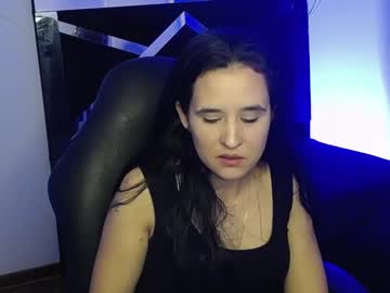 Charlotte__Price Chaturbate stream image from April 08, 2025