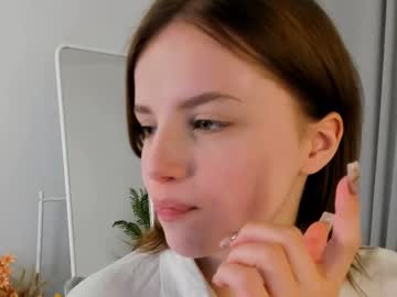 Gabimeshuggah Chaturbate stream image from April 08, 2025