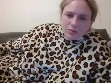 Electric_Lacey2 Chaturbate stream image from April 08, 2025