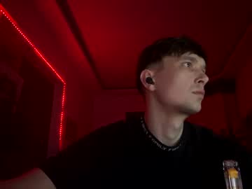Heytheregirls69 Chaturbate stream image from April 08, 2025