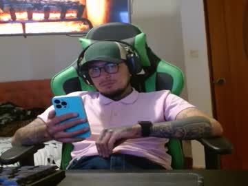 Steven200116 Chaturbate stream image from April 08, 2025