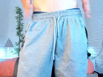 Axellrose_ Chaturbate stream image from April 09, 2025
