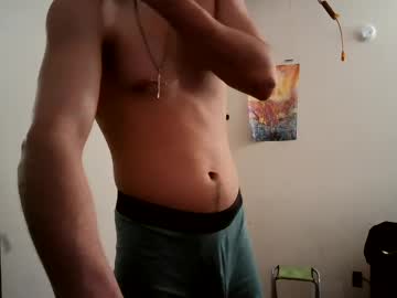 Dgkluv Chaturbate stream image from April 09, 2025