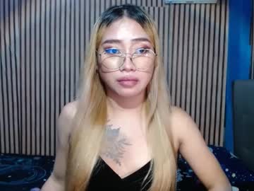 Cummloverxx Chaturbate stream image from April 09, 2025