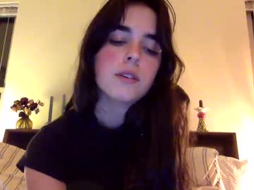 Kittycat176284 Chaturbate stream image from April 09, 2025