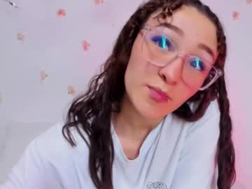 Meghanblackk Chaturbate stream image from April 09, 2025