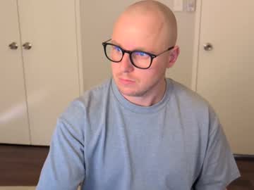 Hardon911 Chaturbate stream image from April 09, 2025