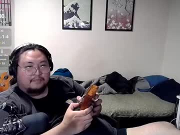 Kuuumaa Chaturbate stream image from April 09, 2025