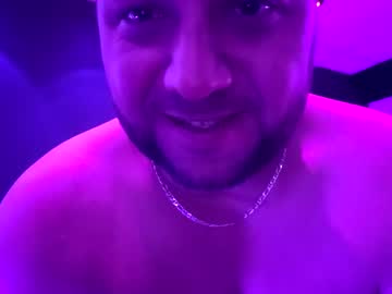 Mickdollz Chaturbate stream image from April 09, 2025