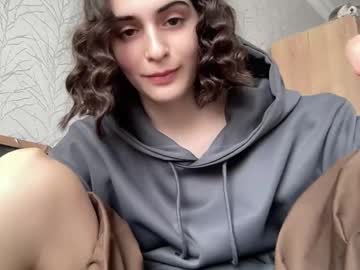 Wonderland_Stia Chaturbate stream image from April 09, 2025