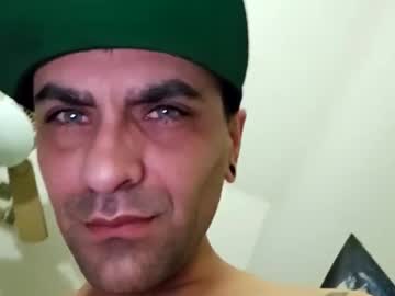 De420230 Chaturbate stream image from April 09, 2025