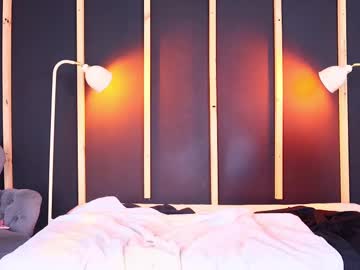 Eva_And_Polux Chaturbate stream image from April 09, 2025