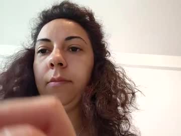 Naughtycurls69 Chaturbate stream image from April 09, 2025