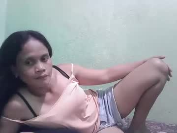 Sexymommypinay41 Chaturbate stream image from April 09, 2025